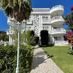 Belka Golf Poolsıde Deluxe