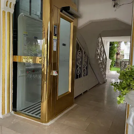 Belka Golf Poolside Deluxe Apartment
