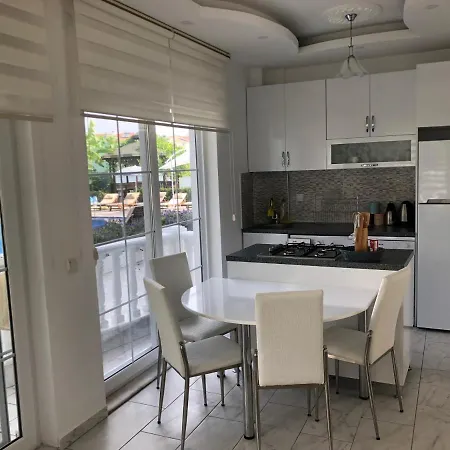 Belka Golf Poolsıde Deluxe *