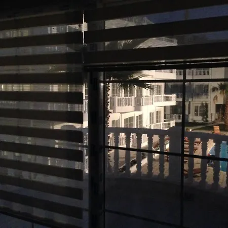 Belka Golf Poolside Deluxe Μπέλεκ