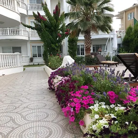 Lejlighed Belka Golf Poolside Deluxe