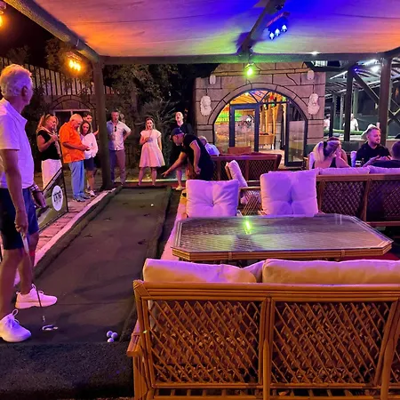 Belka Golf Poolside Deluxe