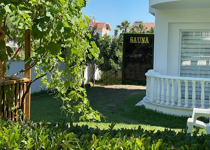 Belka Golf Poolside Deluxe * بيليك